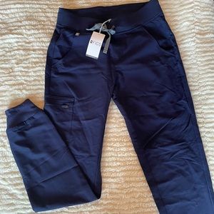 Figs Navy Zamora Jogger Scrub Pants (SMALL TALL)